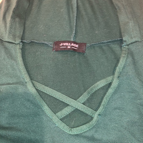 Microfiber super soft light weight hoodie more like a shirt - Picture 3 of 3